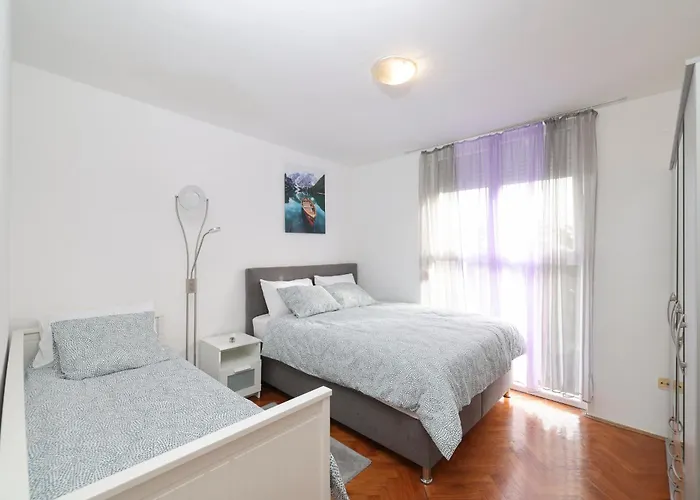 Apartman Azzurro E Bianco Zára