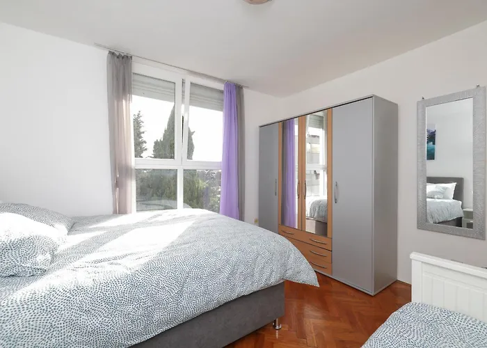 Azzurro E Bianco Lejlighed *